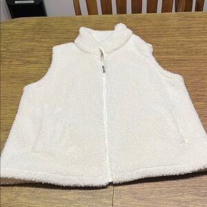 Maurices Ivory Fleece Vest